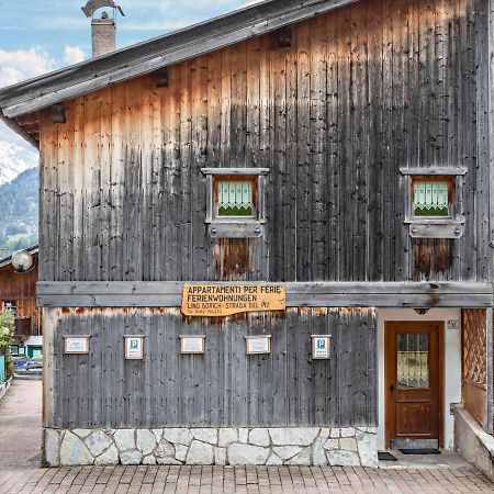 Ciasa Lino Aloch Apartment Pozza di Fassa Bagian luar foto