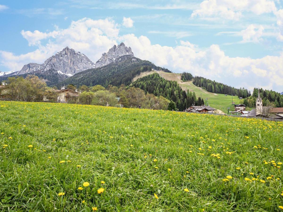 Ciasa Lino Aloch Apartment Pozza di Fassa Bagian luar foto