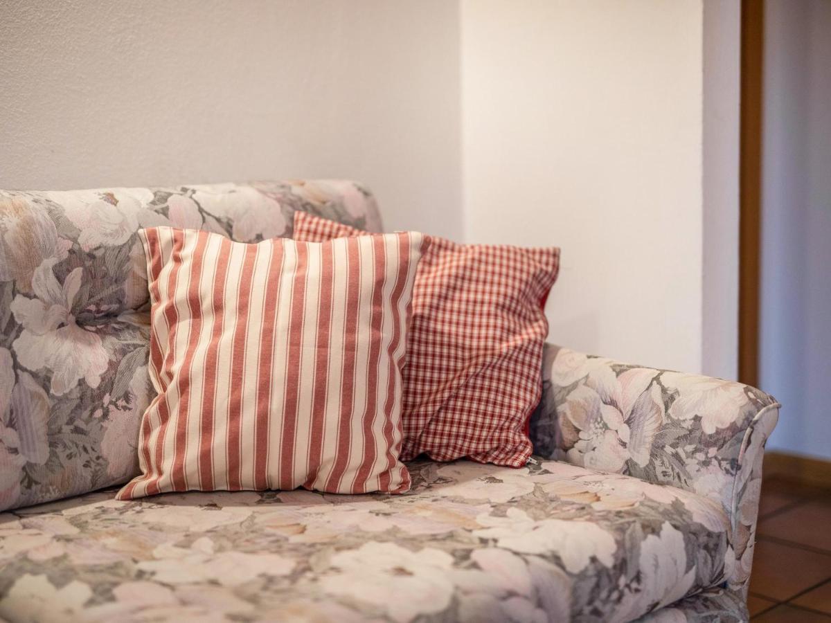 Ciasa Lino Aloch Apartment Pozza di Fassa Bagian luar foto